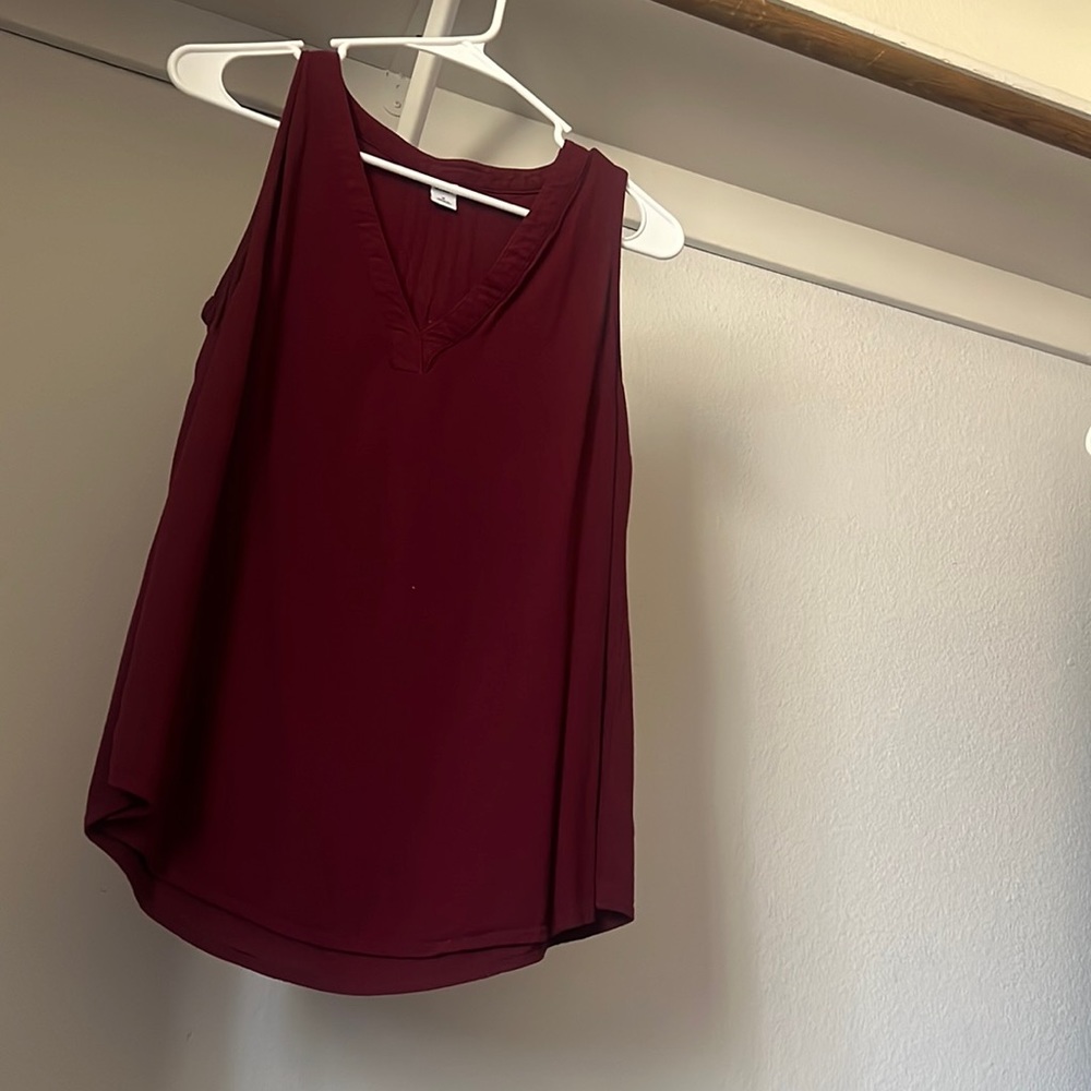 Old navy burgundy size medium